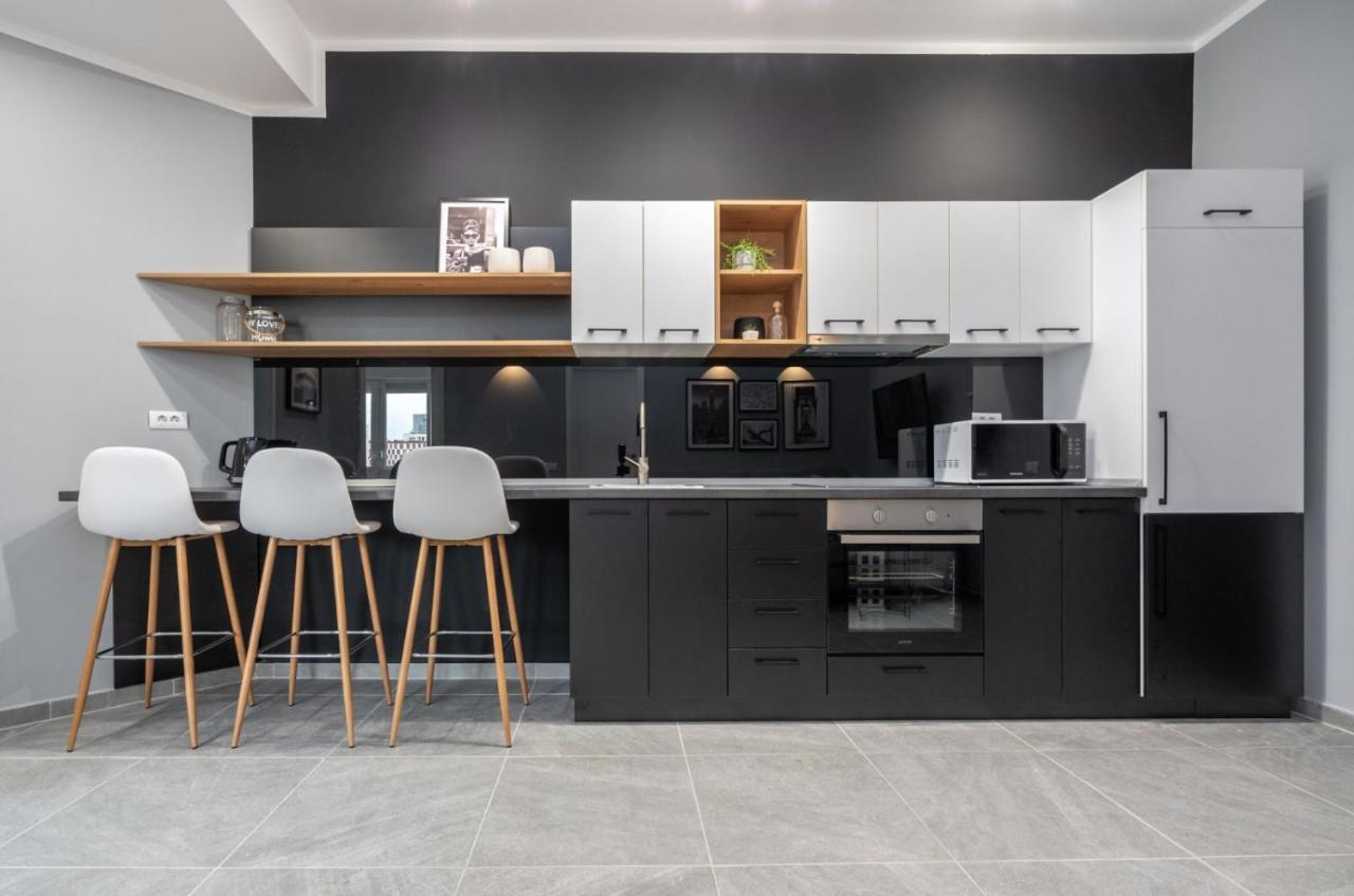 Gorgeous Apartament With View In Piata Universitatii Bucarest Esterno foto