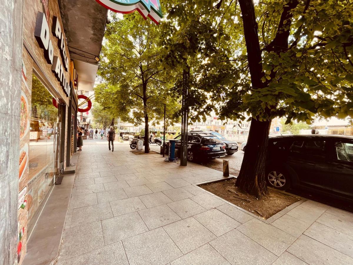 Gorgeous Apartament With View In Piata Universitatii Bucarest Esterno foto